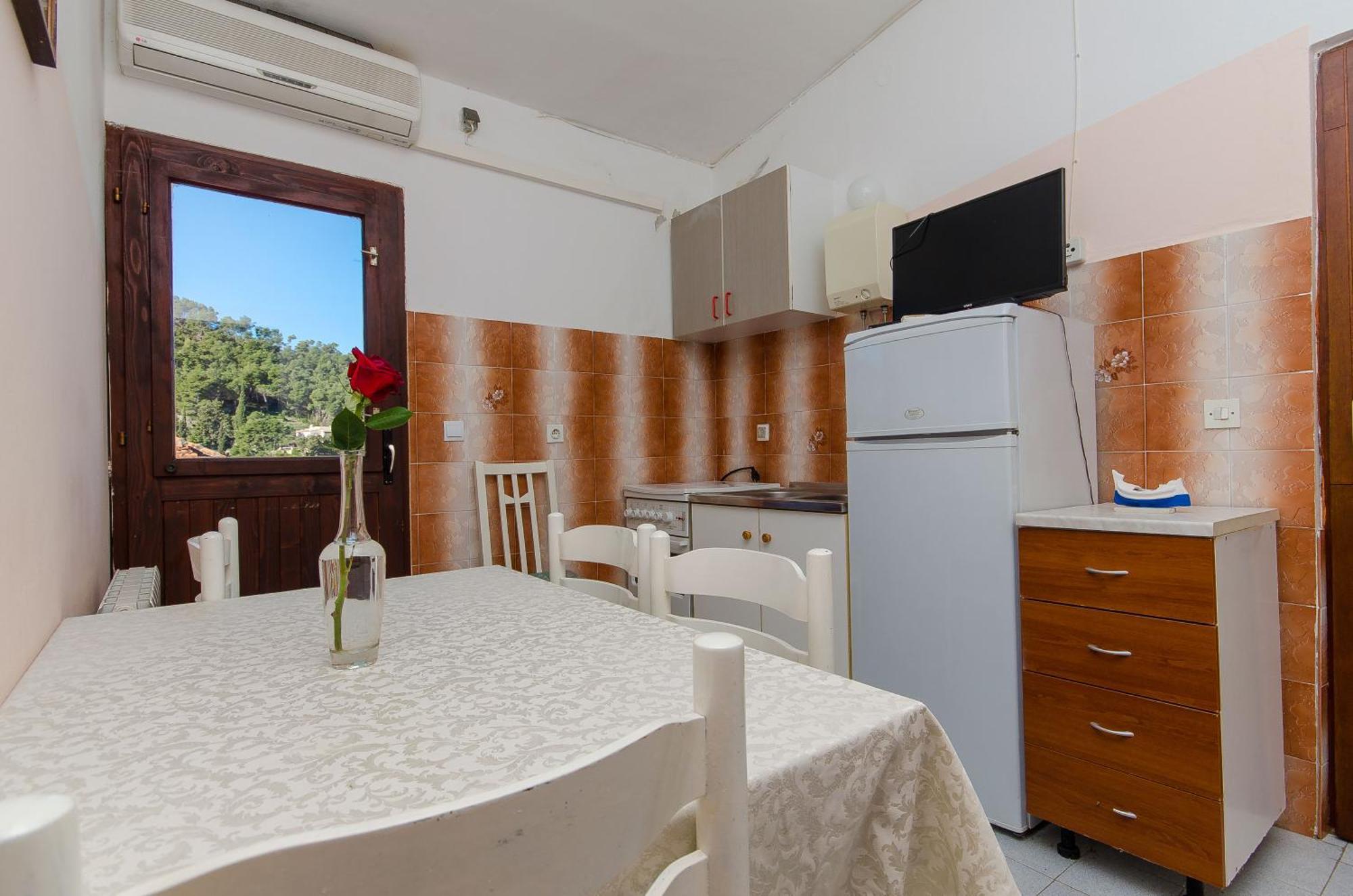 Apartments Lorena Stomorska Habitación foto